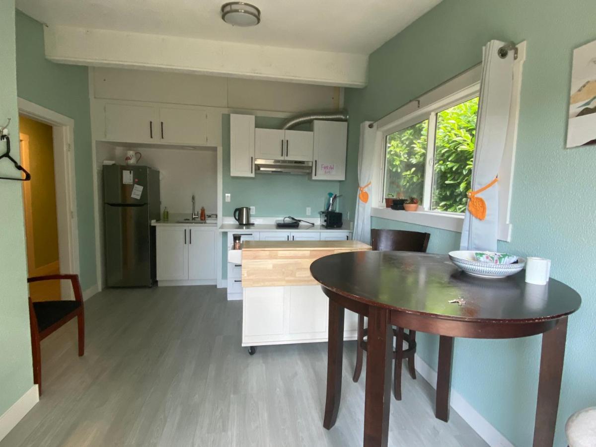 Hudson Homes ビクトリア エクステリア 写真